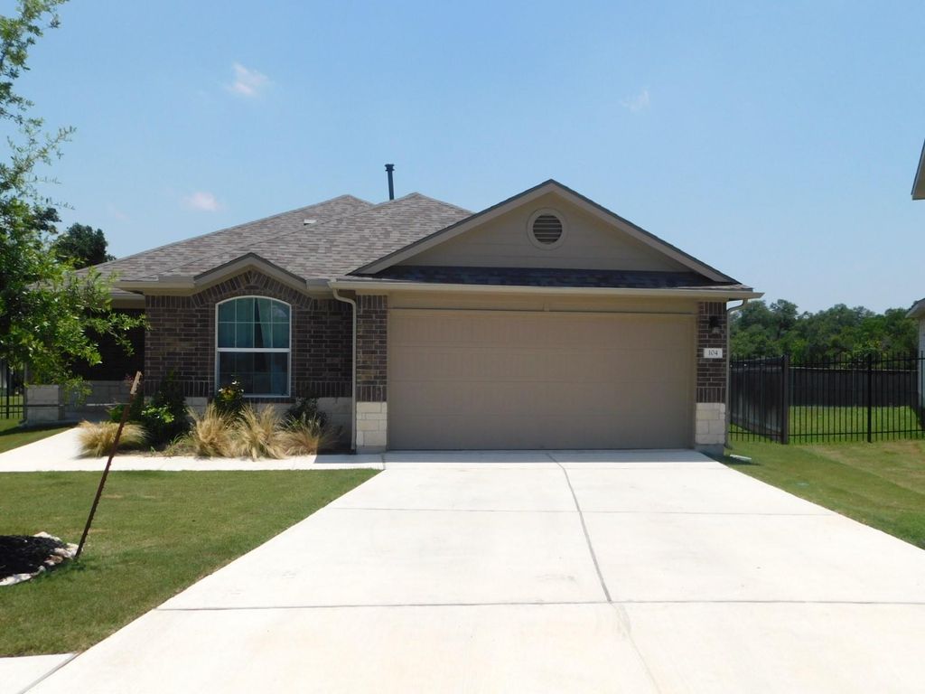 104 Royal Palm WAY, Leander, TX 78641