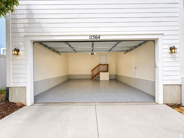 11564 S DORIAN DR, South Jordan, UT 84009