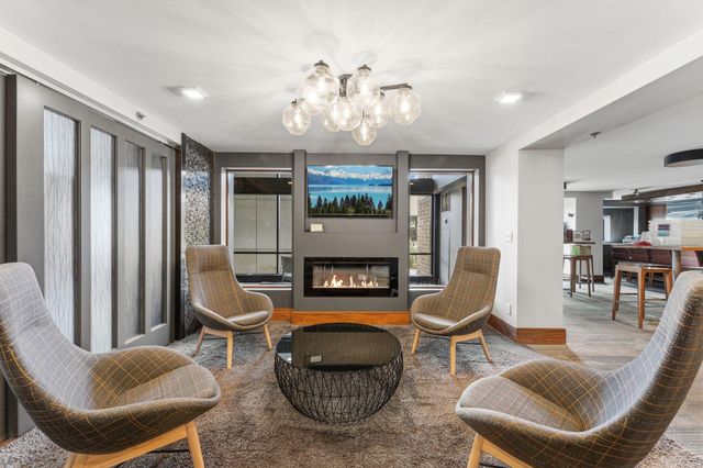401 1st Street S 912, Minneapolis, MN 55401