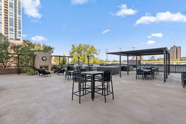 401 1st Street S 912, Minneapolis, MN 55401