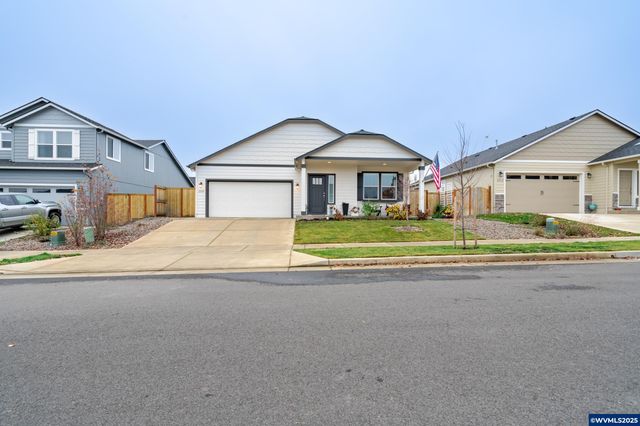 2828 NW Essex Av, Albany, OR 97321