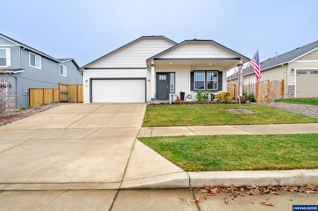 2828 NW Essex Av, Albany, OR 97321