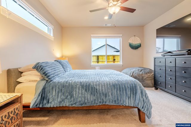 2828 NW Essex Av, Albany, OR 97321