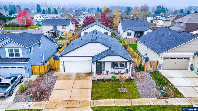 2828 NW Essex Av, Albany, OR 97321