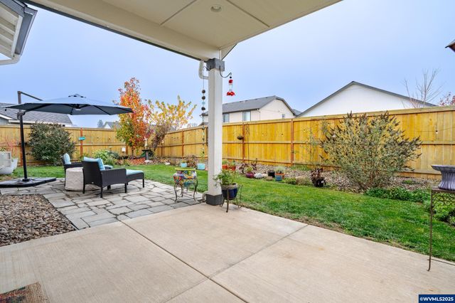 2828 NW Essex Av, Albany, OR 97321