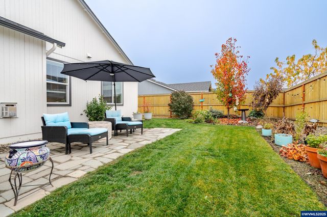 2828 NW Essex Av, Albany, OR 97321