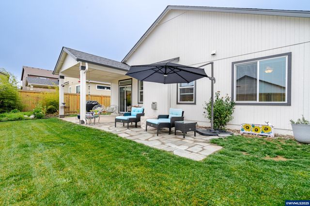 2828 NW Essex Av, Albany, OR 97321