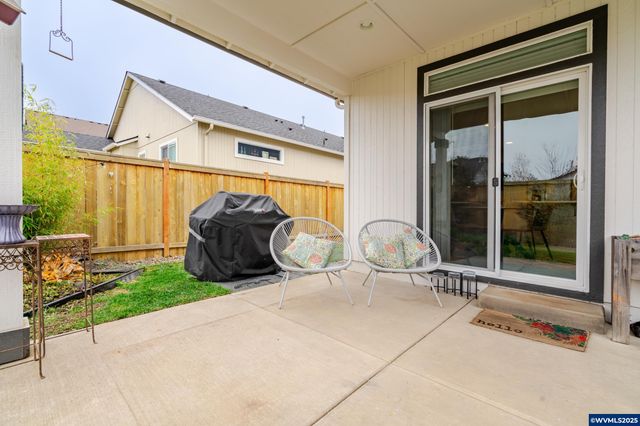 2828 NW Essex Av, Albany, OR 97321