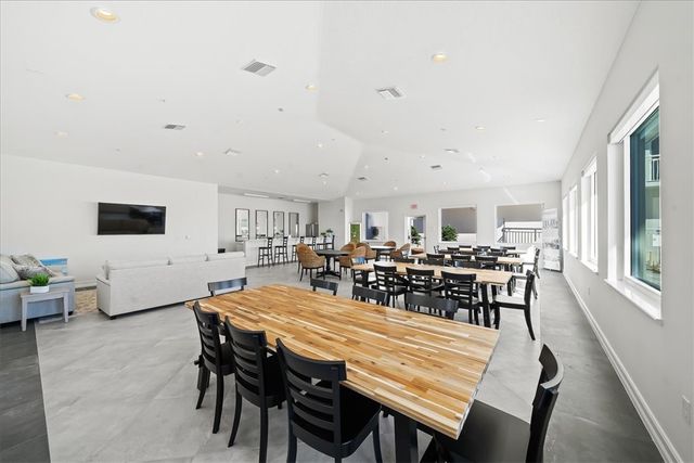 1465 S Harbor City Boulevard 1002, Melbourne, FL 32901