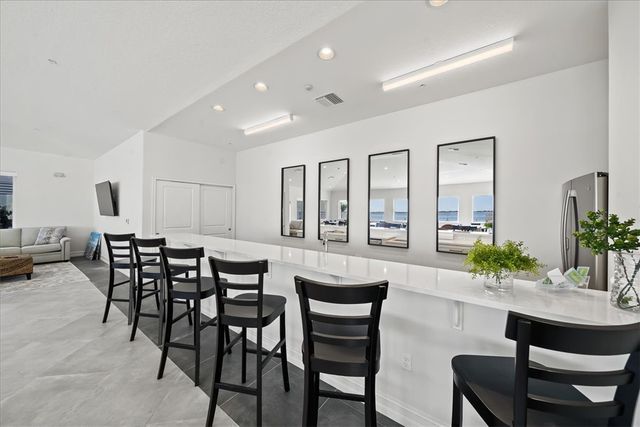 1465 S Harbor City Boulevard 1002, Melbourne, FL 32901