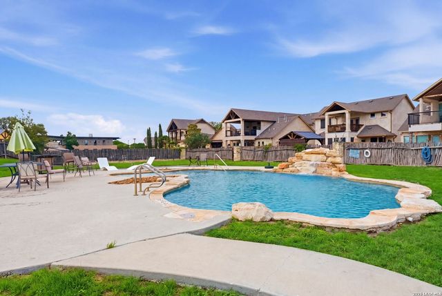 1694 Gruene Vineyard Crossing, New Braunfels, TX 78130