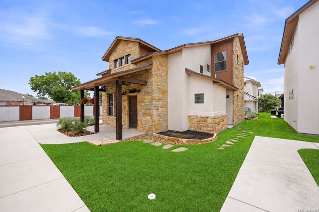 1694 Gruene Vineyard Crossing, New Braunfels, TX 78130