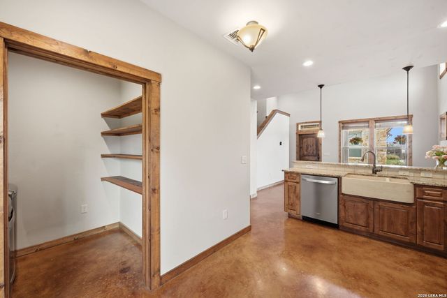 1694 Gruene Vineyard Crossing, New Braunfels, TX 78130