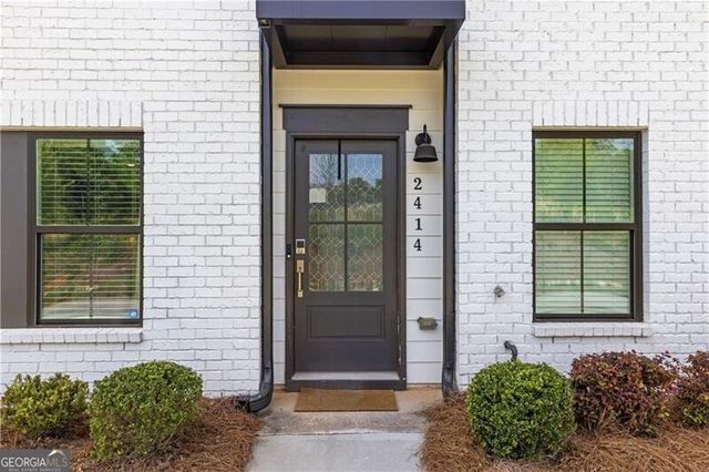 2414 Lakeshore Lane SE, Atlanta, GA 30316