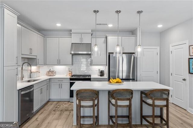 2414 Lakeshore Lane SE, Atlanta, GA 30316