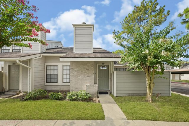 11917 Bob White Drive 14-885, Houston, TX 77035
