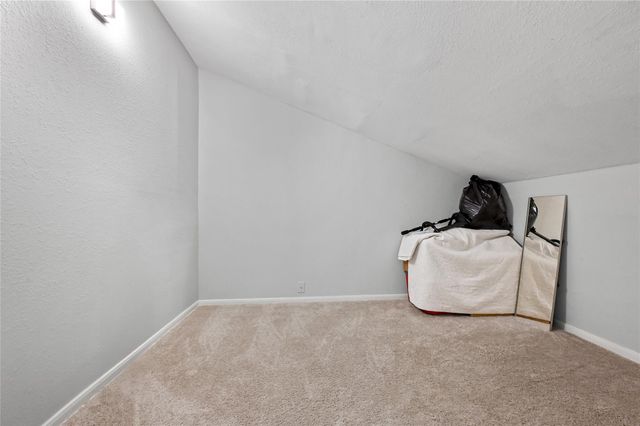 11917 Bob White Drive 14-885, Houston, TX 77035