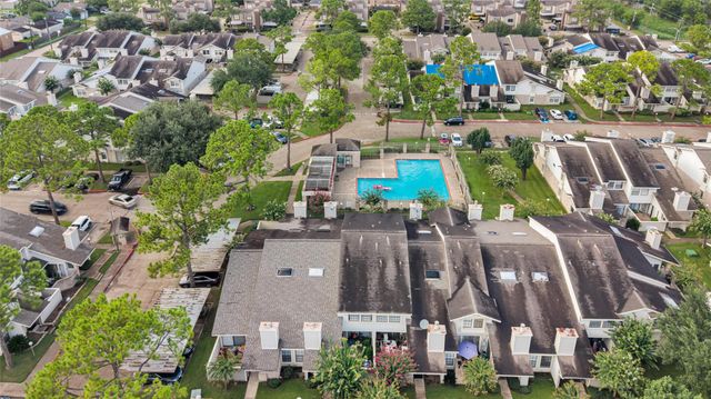 11917 Bob White Drive 14-885, Houston, TX 77035