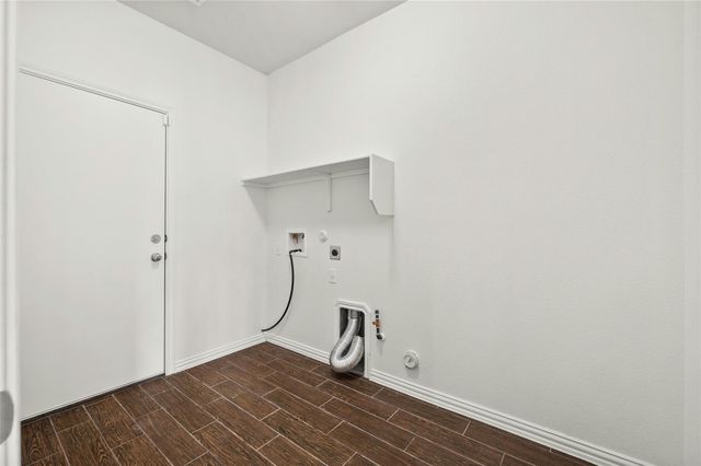 21005 Isle Of Glass ST, Pflugerville, TX 78660