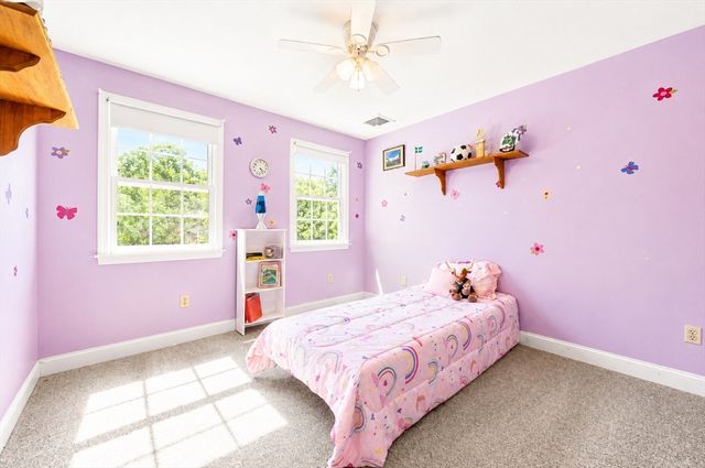 323 Oakhill Ave, Attleboro, MA 02703