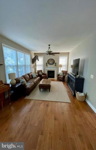 4207 TALON DR, Dumfries, VA 22025