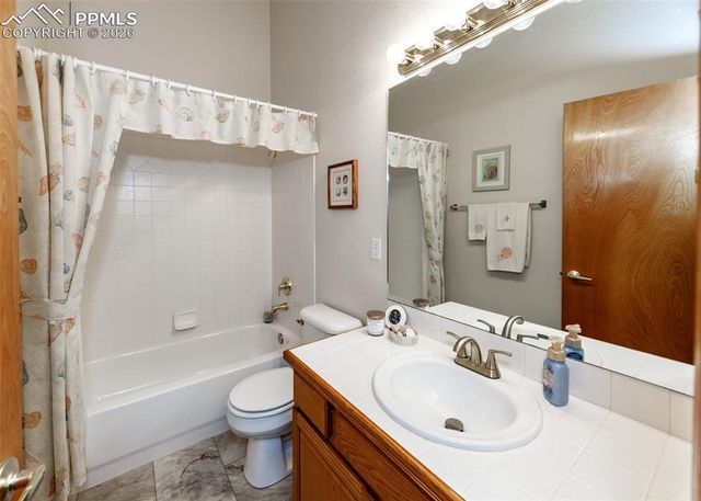 5431 Wells Fargo Drive, Colorado Springs, CO 80918