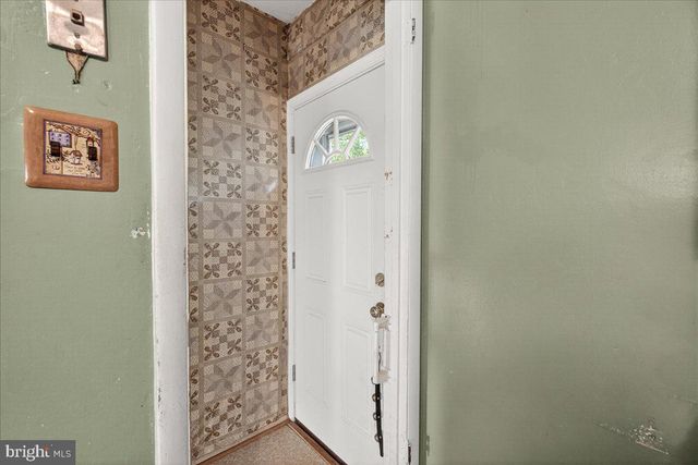 4716 ARBUTUS AVE, Rockville, MD 20853