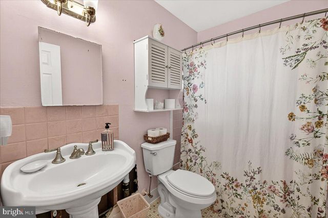 4716 ARBUTUS AVE, Rockville, MD 20853