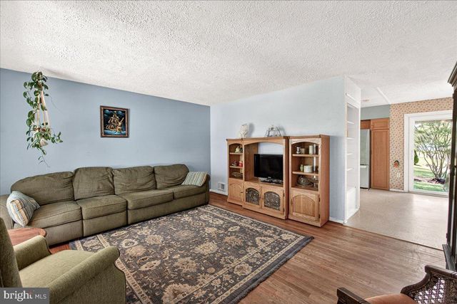 4716 ARBUTUS AVE, Rockville, MD 20853