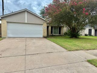 10107 Hollow Canyon Drive, Sugar Land, TX 77498
