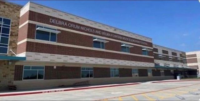 13610 Lago Vista Drive, Iowa Colony, TX 77583