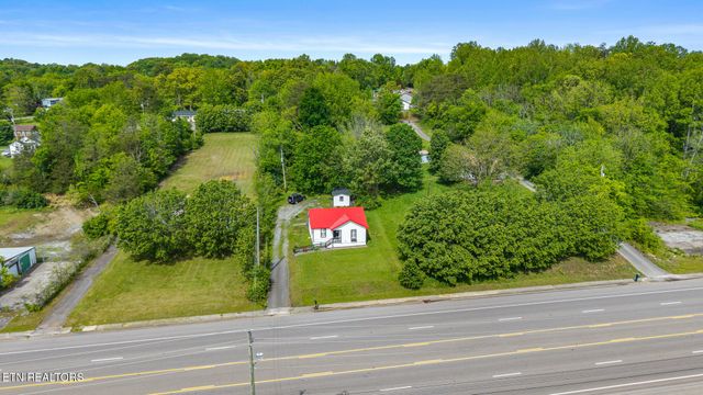 1232 Highway 411, Etowah, TN 37331