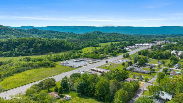 1232 Highway 411, Etowah, TN 37331