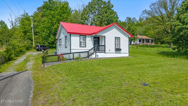 1232 Highway 411, Etowah, TN 37331