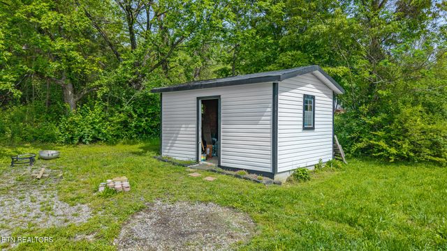 1232 Highway 411, Etowah, TN 37331