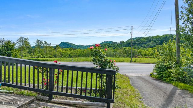 1232 Highway 411, Etowah, TN 37331