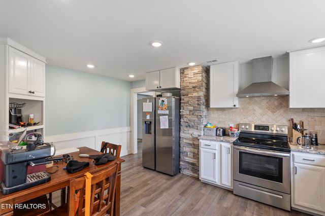 1232 Highway 411, Etowah, TN 37331