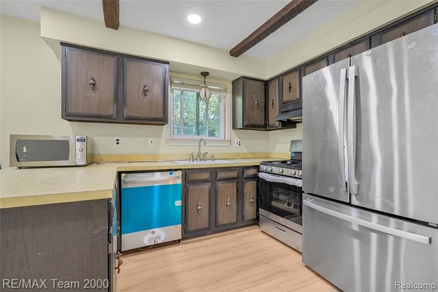 2053 Brookfield Street, Canton, MI 48188