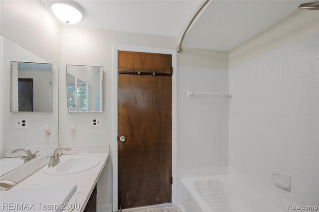 2053 Brookfield Street, Canton, MI 48188