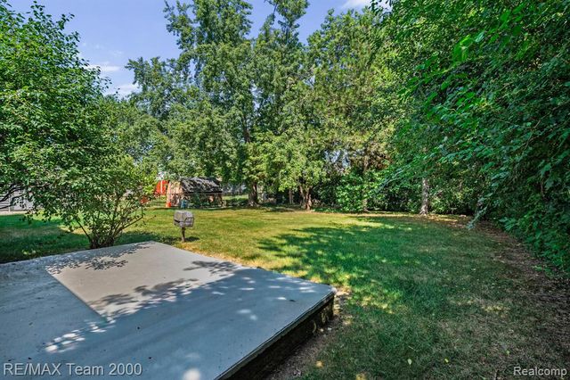 2053 Brookfield Street, Canton, MI 48188