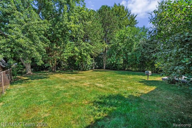 2053 Brookfield Street, Canton, MI 48188