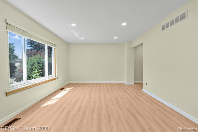 2053 Brookfield Street, Canton, MI 48188