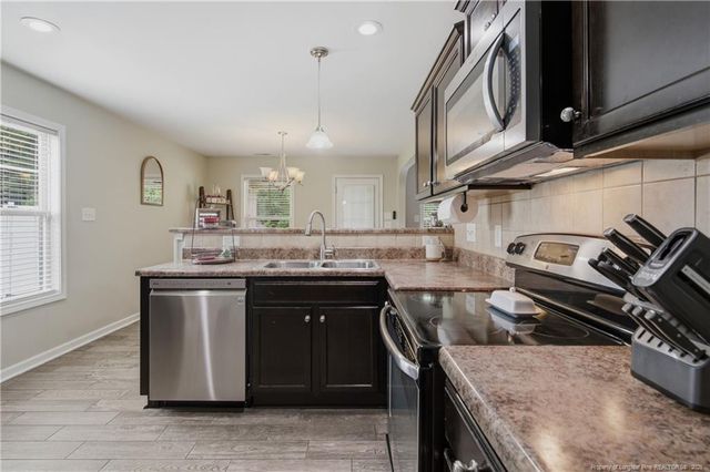 578 Collinwood Drive, Raeford, NC 28376