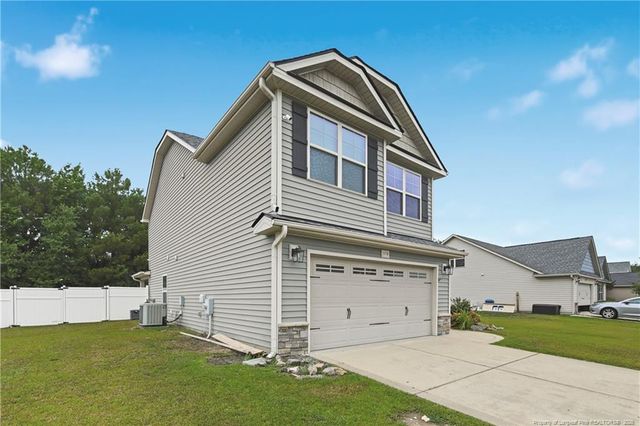 578 Collinwood Drive, Raeford, NC 28376