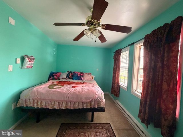 115 E CONCORD CT, Sterling, VA 20164