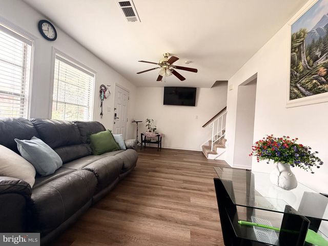 115 E CONCORD CT, Sterling, VA 20164