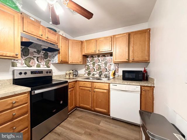 115 E CONCORD CT, Sterling, VA 20164