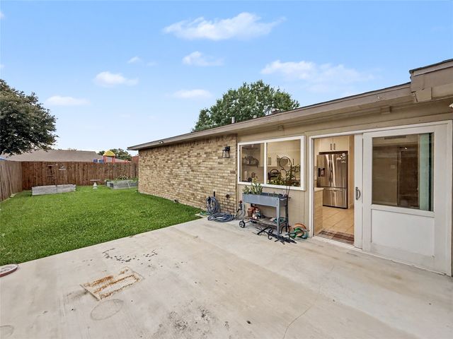 2910 Sweet Gum Street, Garland, TX 75044