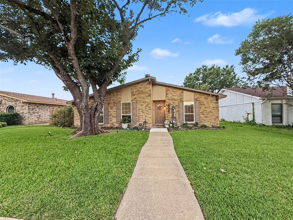 2910 Sweet Gum Street, Garland, TX 75044