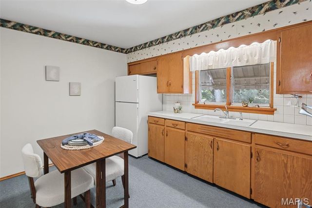 1142 Beaumont Street, Alton, IL 62002